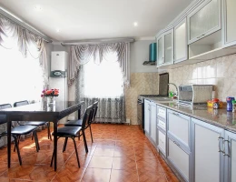 #116 Частный дом – улица Геворга Джаукяна, Ереван