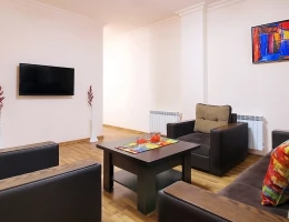 #170 Квартира – улица Арама, Ереван