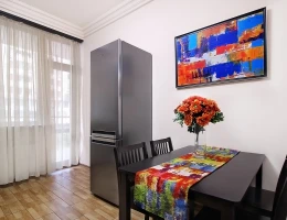 #170 Квартира – улица Арама, Ереван