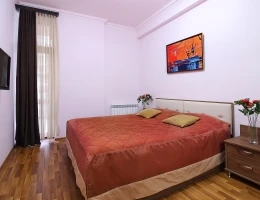 #170 Квартира – улица Арама, Ереван