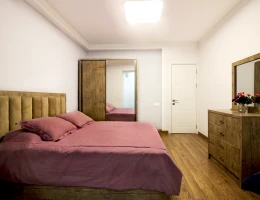 #195 Квартира – улица Налбандяна, Ереван