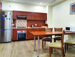 #103 Квартира – улица Арама, Ереван