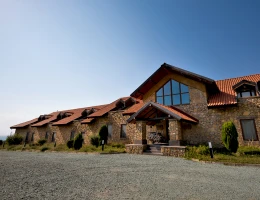 Թուֆենկյան Ավան Մարագ Ծափաթաղ հյուրանոց