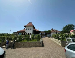 Բերկրի գաստրո յարդ և հյուրատուն