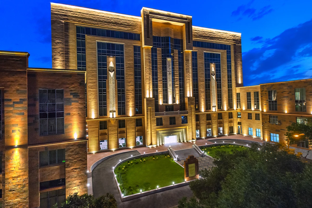 Ani Grand hotel