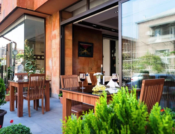 Bass Boutique hotel