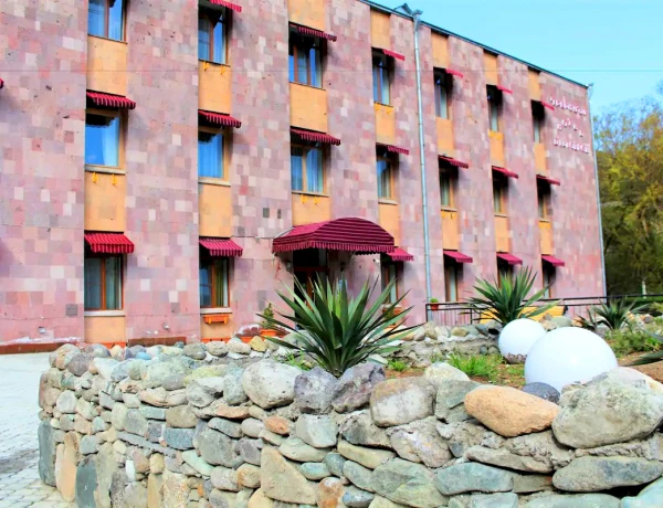 Diligence hotel