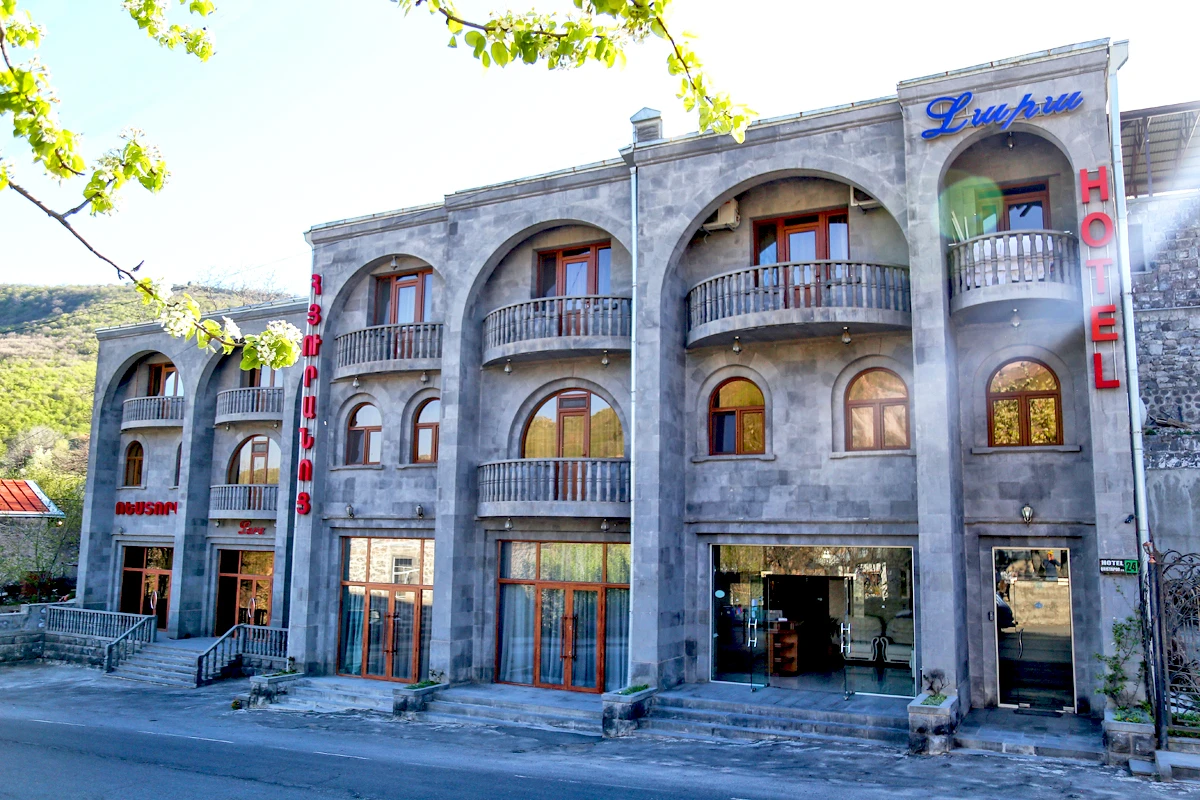 Lara hotel