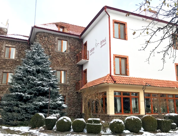 Mirhav hotel