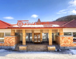 Tsaghkahovit hotel