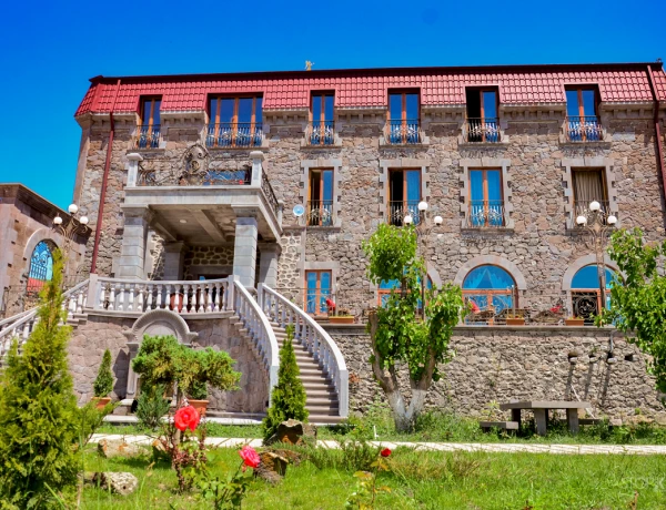 Khoreayi Dzor hotel