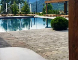 Dilijani Tun hotel