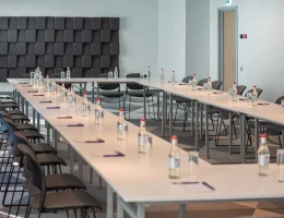 Holiday Inn Express Yerevan hotel