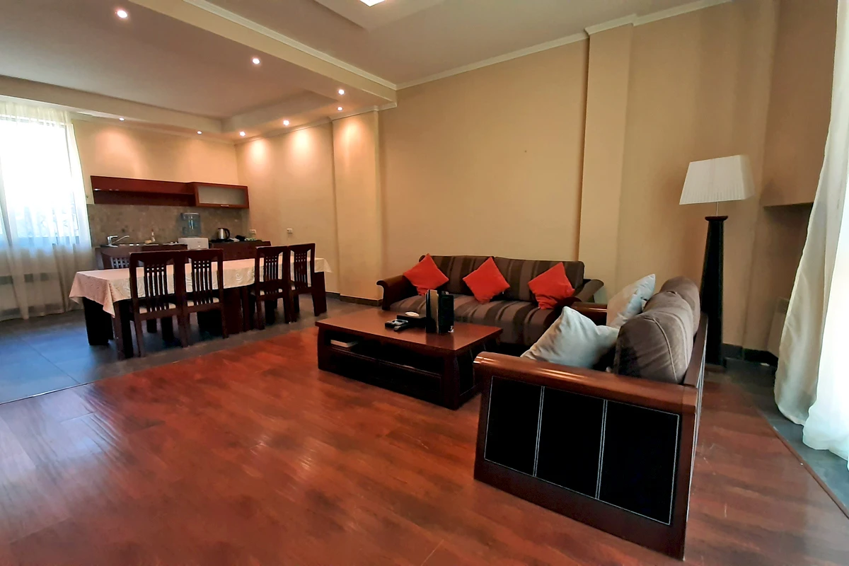 Cottage (4 bedrooms)